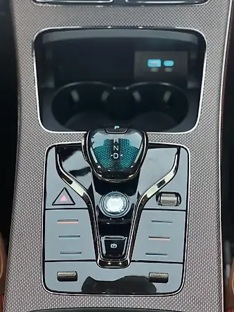 BYD Han - Imagem 13