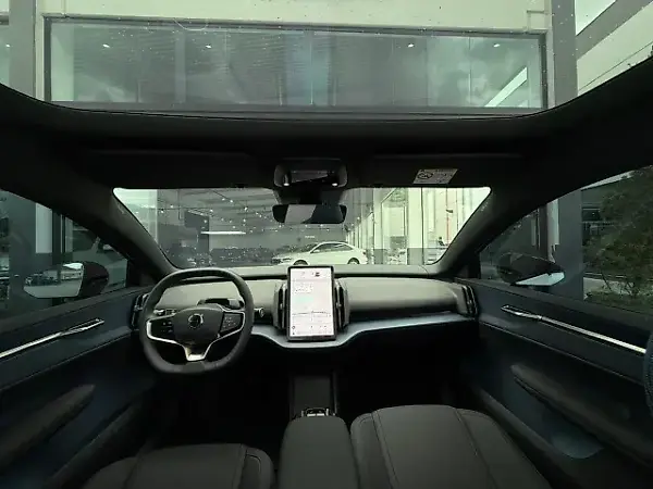 Volvo EX30 - Imagem 10