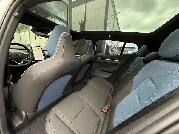 Volvo EX30 - Imagem 11