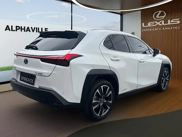 Lexus Ux 300e - Imagem 3