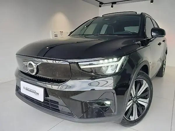 Volvo XC40 Recharge - Imagem 1