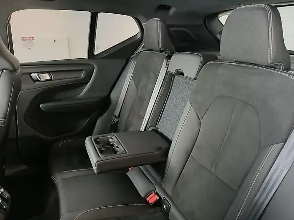 Volvo XC40 Recharge - Imagem 16