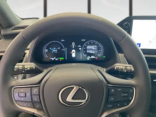 Lexus Ux 300e - Imagem 8