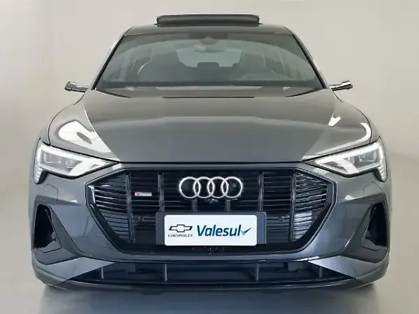 Audi E-tron - Imagem 1