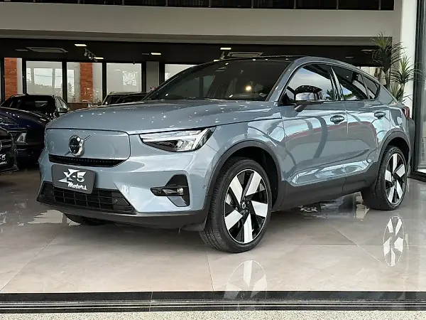Volvo C40 Recharge - Imagem 2
