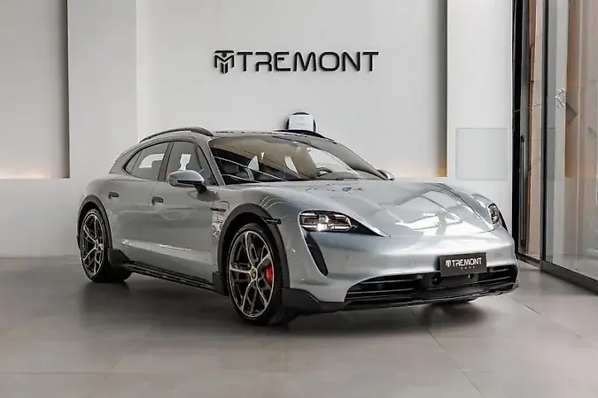 Porsche Taycan - Imagem 1