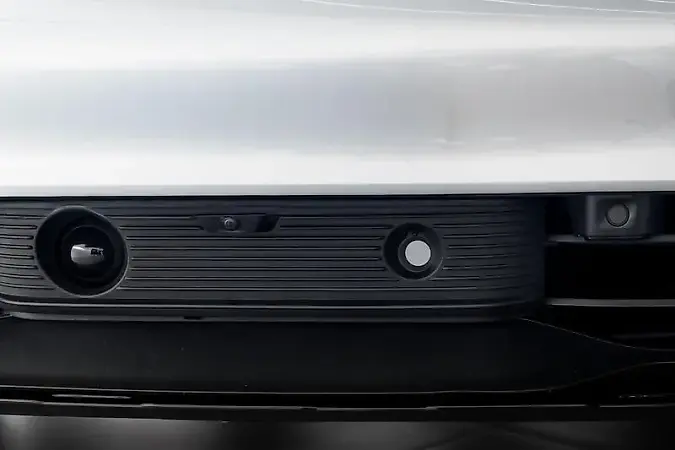 Porsche Taycan - Imagem 17