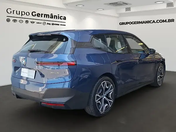 BMW Ix - Imagem 2