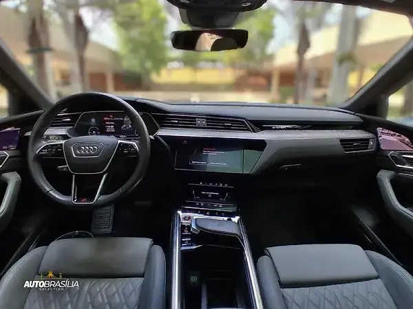 Audi E-tron S Sportback - Imagem 20