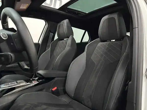Peugeot E-2008 - Imagem 9