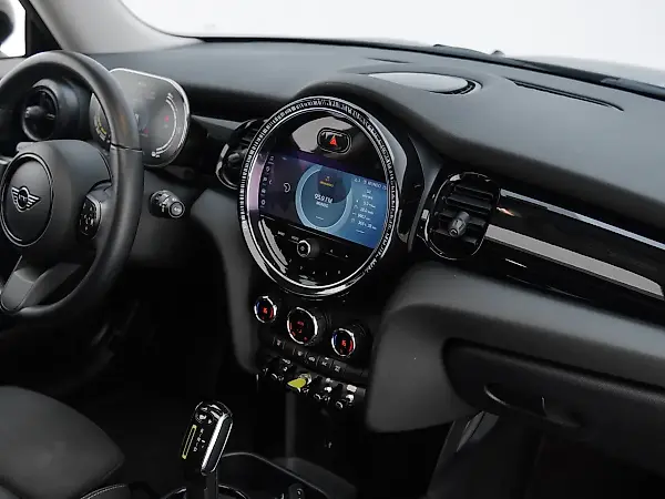 Mini Cooper SE - Imagem 16