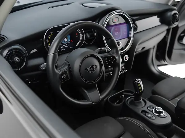 Mini Cooper SE - Imagem 14