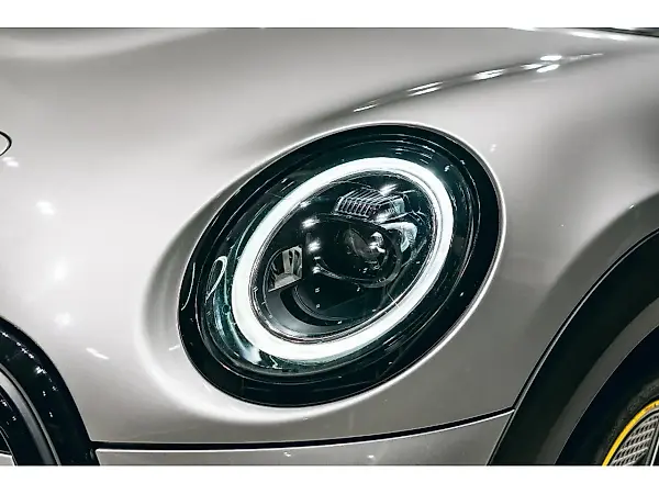Mini Cooper SE - Imagem 4
