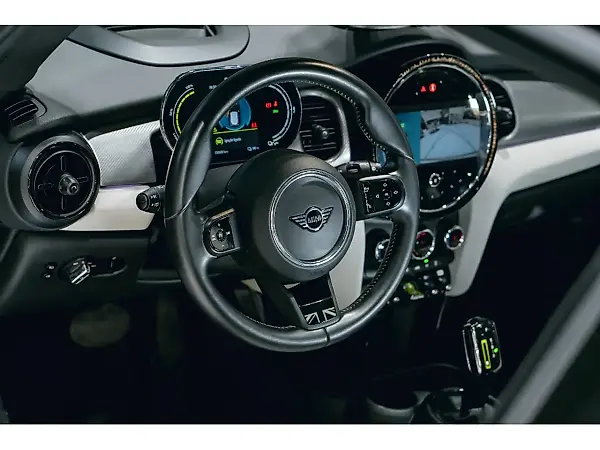 Mini Cooper SE - Imagem 20