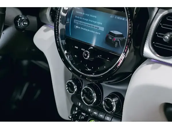 Mini Cooper SE - Imagem 16