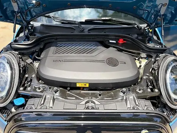 Mini Cooper SE - Imagem 10