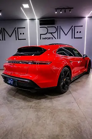Porsche Taycan - Imagem 5