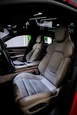 Porsche Taycan - Imagem 13