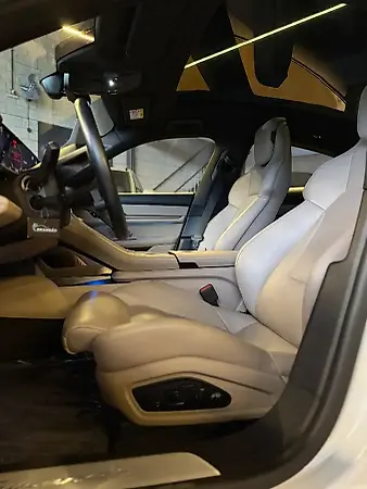 Porsche Taycan - Imagem 15