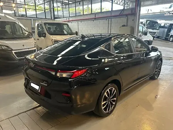 JAC E-j7 - Imagem 2