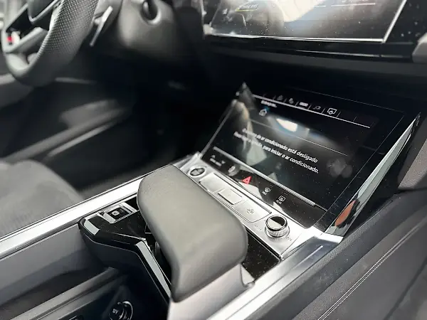 Audi Q8 E-tron - Imagem 13