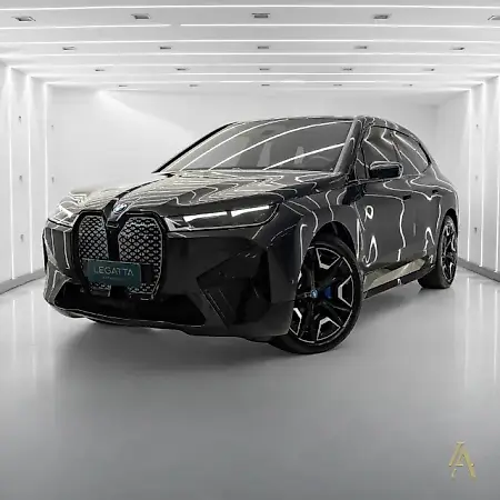 BMW Ix - Imagem 1