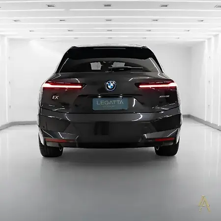 BMW Ix - Imagem 4
