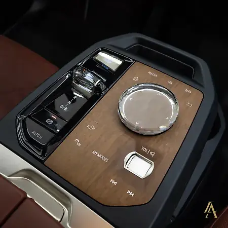 BMW Ix - Imagem 14