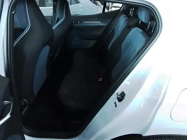 Volvo EX30 - Imagem 9