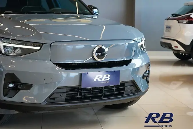 Volvo XC40 Recharge - Imagem 10