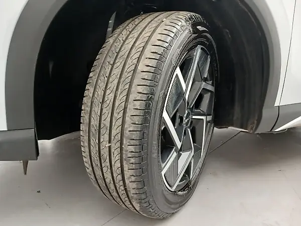 BYD Yuan Plus - Imagem 11