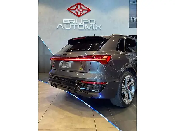Audi Q8 E-tron - Imagem 11