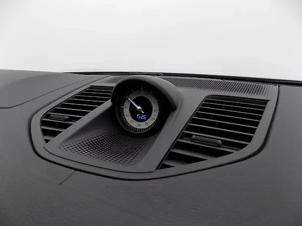 Porsche Panamera 4 E-hybrid - Imagem 13