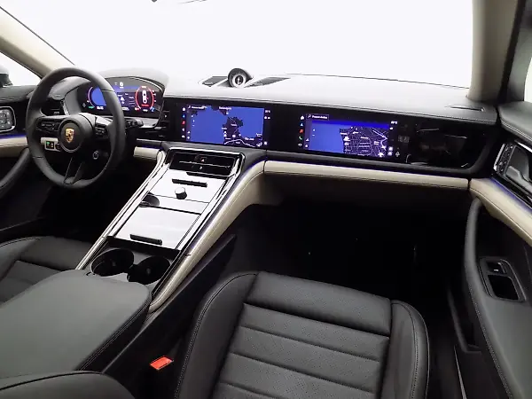 Porsche Panamera 4 E-hybrid - Imagem 15