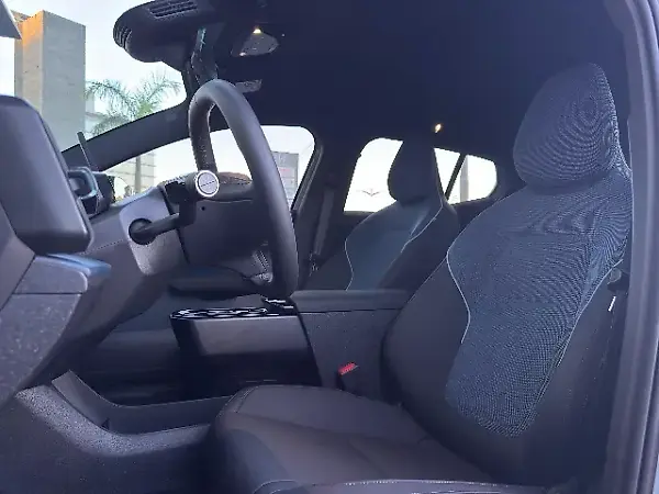 Volvo EX30 - Imagem 15