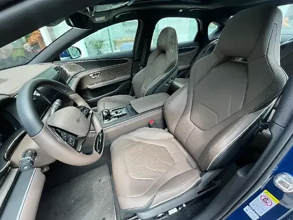 BYD Han - Imagem 11