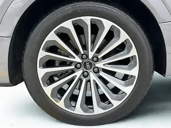 Audi E-tron S - Imagem 7