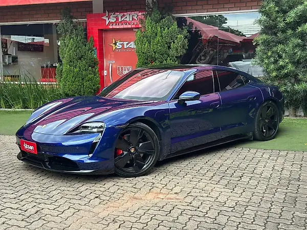Porsche Taycan - Imagem 1
