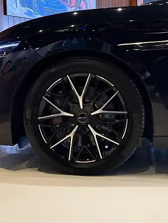 BYD Han - Imagem 1