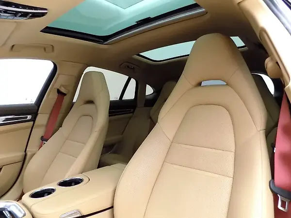 Porsche Panamera 4 E-hybrid - Imagem 7