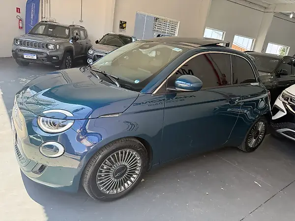 Fiat 500e - Imagem 6