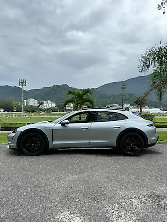 Porsche Taycan - Imagem 7