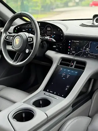 Porsche Taycan - Imagem 10