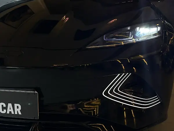 BYD Seal - Imagem 2