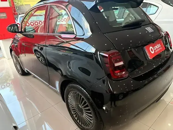 Fiat 500e - Imagem 4