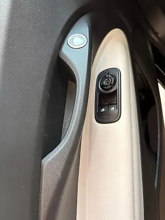 Fiat 500e - Imagem 13