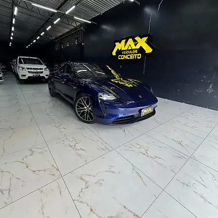 Porsche Taycan - Imagem 1