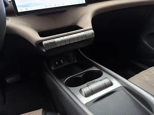 BYD Dolphin - Imagem 13