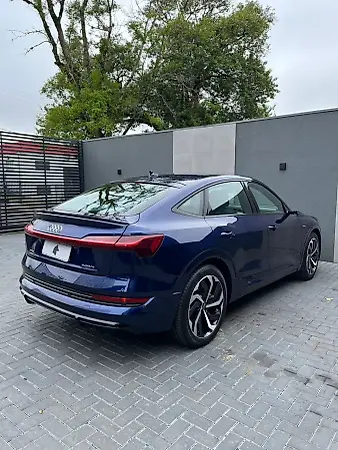 Audi E-tron Sportback - Imagem 4