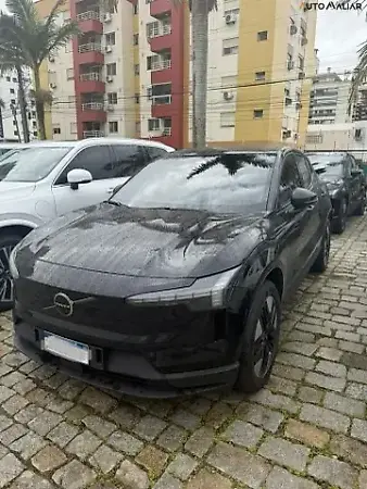 Volvo EX30 - Imagem 1